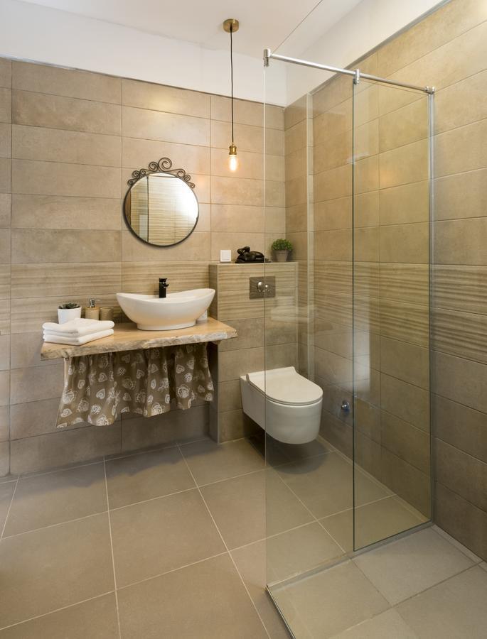 Delightful Studio Sara Virpazar Ngoại thất bức ảnh